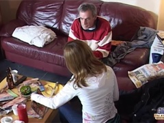 Blonde, Branlette thaïlandaise, Embrassement, Masturbation, Seins naturels, Maigrichonne, Avaler, Adolescente