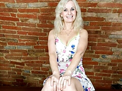 Большая жопа, Большие сиськи, Блондинки, Пальцем, Мастурбация, Зрелые, Соло, Игрушки