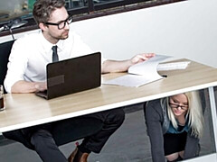 Culo grande, Verga grande, Rubia, Mamada, Tetas naturales, Oficina, Adolescente, Tetas