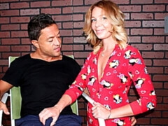 Leie, Grosser schwanz, Grosse titten, Blondine, Fingern, Handjob, Masturbation, Milf