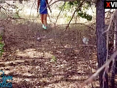 Leie, Besamung, Milf, Im freien, Höschen, Öffentlich, Muschi, Nass