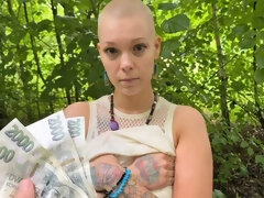 Sucer une bite, En levrette, Branlette thaïlandaise, De plein air, Pov, Dénudage, Tatouage, Nénés