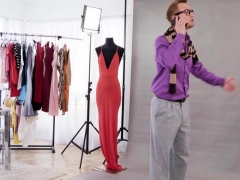 Anal, Sucer une bite, Brunette brune, En levrette, Faciale, Hd, Masturbation