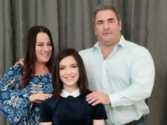 Gorda, Tetas grandes, Penetracion con dedos, Besar, Lesbiana, Lamidas, Madres para coger, Estriptis