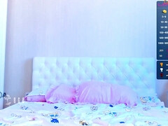 Enthousiasteling, Bruinharig, Vriendin, Huisgemaakt, Slet, Alleen, Tiener, Tieten likken