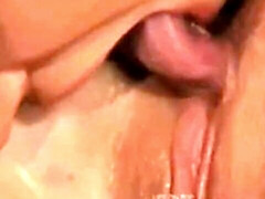 Большие сиськи, Блондинки, Дилдо, Поцелуи, Лесбиянка, Киски, Сиськи, Игрушки