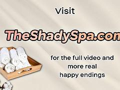 Lieveling, Badpak, Naakte man aangeklede vrouw, Fetisj, Handbeurt, Masseren, Realiteit, Saunazaal