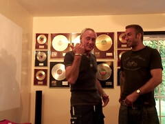 Blasen, Spermaladung, Schwanz, Fußfetisch, Fussjob, Hardcore, Hd, Flotter dreier