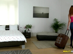 Chambre à dormir, Sucer une bite, Tir de sperme, Léchez, Masturbation, Chatte, Rousse roux