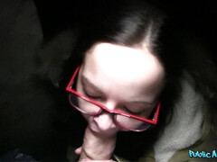 Amateur, Mamada, Corridas faciales, Gafas, Al aire libre