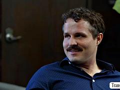 アナル, 舐める尻, デカチン, デカパイ, フェラチオ, ゲイ, シーメール, タトゥー