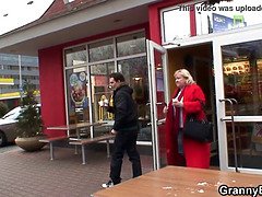 ぽっちゃり, デカ尻, フェラチオ, イマラチオ, お婆さん, 熟年, ティーン