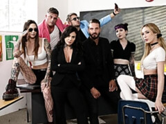 Большие сиськи, Минет, Собачьи, Ласковые ручки, Секс без цензуры, Поцелуи, Тату, Молоденькие