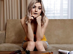 18, 素人, 指いじり, オナニー, ガリガリ, 一人, ストリッピング, おもちゃ