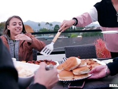 素人, 浴室, デカ尻, ジーンズ, レズビアン, なめる, オナニー, アウトドア