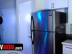 Tetas grandes, Mamada, Madura, Garganta profunda, Lamidas, Madres para coger, Coño, Madrastra