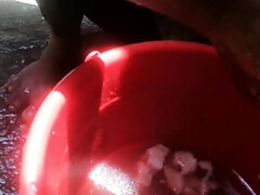 18 jaar, Enthousiasteling, Stel, Huisgemaakt, Melk, Naakt, Tieten likken, Vrouw