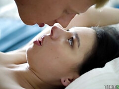 Mamada, Morena, Estilo perrito, Pajear, Perforación, Coño, Afeitado, Tetas