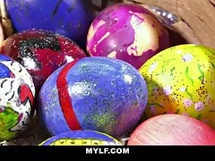 Curvy blonde MILF celebrates Easter with sex