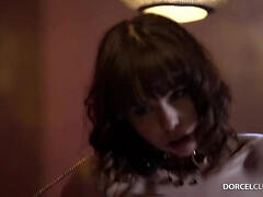 Cul, Bondage domination sadisme masochisme, Sucer une bite, 2 femmes 1 homme, Chatte, Echangistes, Nénés, Mouillée