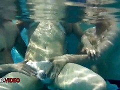 Asiatique, Gros seins, Sucer une bite, Hd, Japonaise, Mature, Orgie, Fête