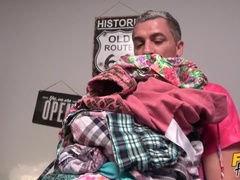 Любители, Язык в попке, Семяизвержение, Сперма на лице, Фетиш, Гостиница, Киски, Лизание жопы