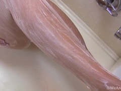 Kont, Bruinharig, Harig, Masturbatie, Douche, Tatoeage