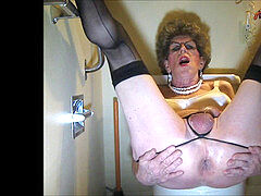 Любители, Анальный секс, Белье, Мастурбация, Трансы, Соло, Чулки, Игрушки