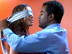 18 ans, Gros cul, Grosse bite, Sucer une bite, Brunette brune, En levrette, Adolescente, Nénés