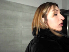 Sucer une bite, Bottes, Faciale, Pov, Espagnole, Jarretelles, Tatouage, String