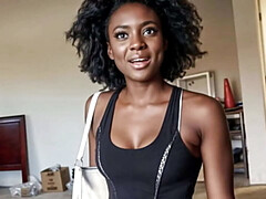 Afrikanisch, Amerikanisch, Grosser arsch, Grosse titten, Schwarz, Kehlenfick, Domination, Hardcore