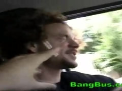 Asian hot babe gets bonked in the car