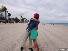 Grosse titten, Blasen, Hundestellung, Hardcore, Hd, Rotschopf, Reiten, Tätowierung