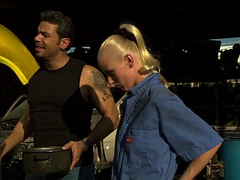 Anal, Lécher le cul, Sucer une bite, Hard, Léchez, Mère que j'aimerais baiser, Nénés, Jouets