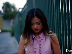 Поза 69, Брюнетки, Собачьи, Сперма на лице, Пальцем, Ласковые ручки, Киски, Втроем