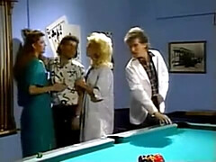 Cuarto de baño, Tetas grandes, Mamada, Morena, Clasico