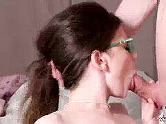 Amateur, Mamada, Corridas, Gafas, Besar, Al aire libre, Flaco, Adolescente