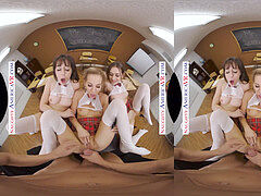 Americano, Morena, Cuadrupleta, Orgasmo, Pequeña, Medias largas, Tatuaje, Uniforme