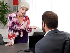 Flawless DD White's short hair movie