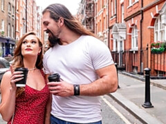 ブロンド, フェラチオ, バック, 手コキする, キス, オマンコ, 剃毛, タトゥー