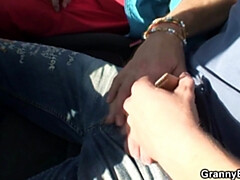 Tchèque, Mamie, Poilue, Hd, Mature, De plein air, Chatte, Réalité