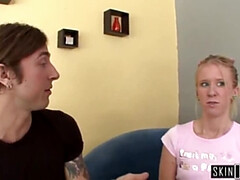 Cul, Gorge profonde, En levrette, Chatte, Jarretelles, Adolescente, Serré, Nénés