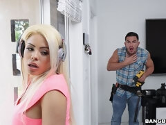 Gorda, Culo grande, Bikini, Rubia, Atrapados, Estilo perrito, Pajear, Madres para coger