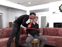 Grosse titten, Blasen, Braunhaarige, Gehörnter ehemann, Hardcore, Absätze, Milf, Strümpfe