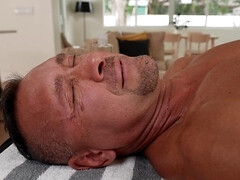 アジア人, フェラチオ, 茶髪の, バック, 顔射, 手コキする, マッサージ, 自然山雀