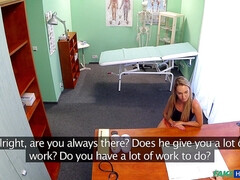 Lécher le cul, Blonde, Léchez, Massage, Infirmière, Bureau, Uniforme, Voyeur