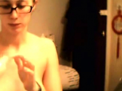 Poilue, Mère que j'aimerais baiser, Solo, Webcam