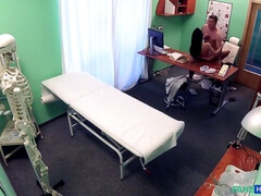 Leie, Blasen, Lecken, Büro, Muschi, Uniform