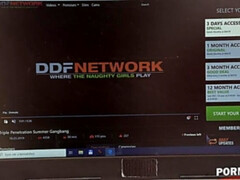 Kont, Grote mammen, Blond, Pijpbeurt, Ondergoed, Kut duiken, Kousen, Tatoeage