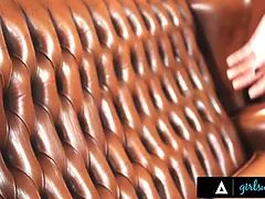 69, デカ尻, 顔面騎乗, Hd, レズビアン, なめる, オマンコ, ティーン